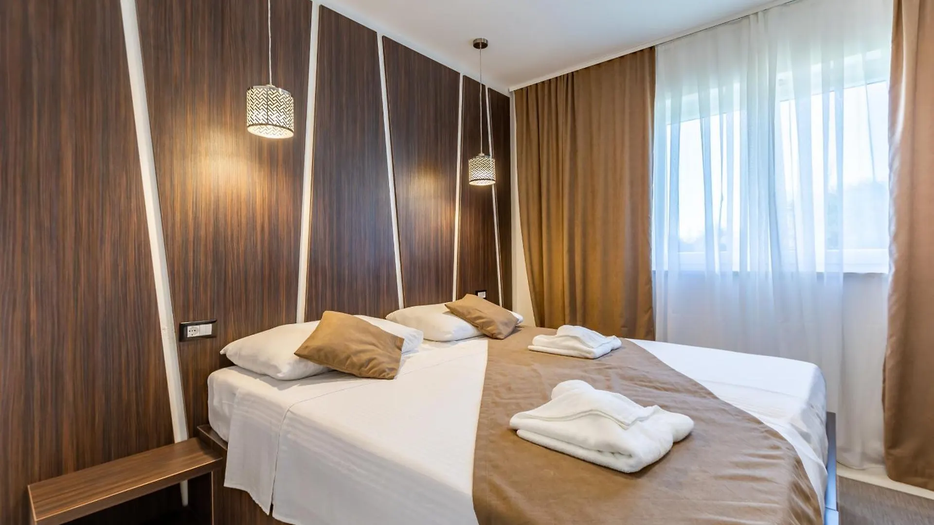 Villa Alba Rossa Near Pula For 6 People With Private 50 M2 Pool Only 1 Km From The Beach Sisan