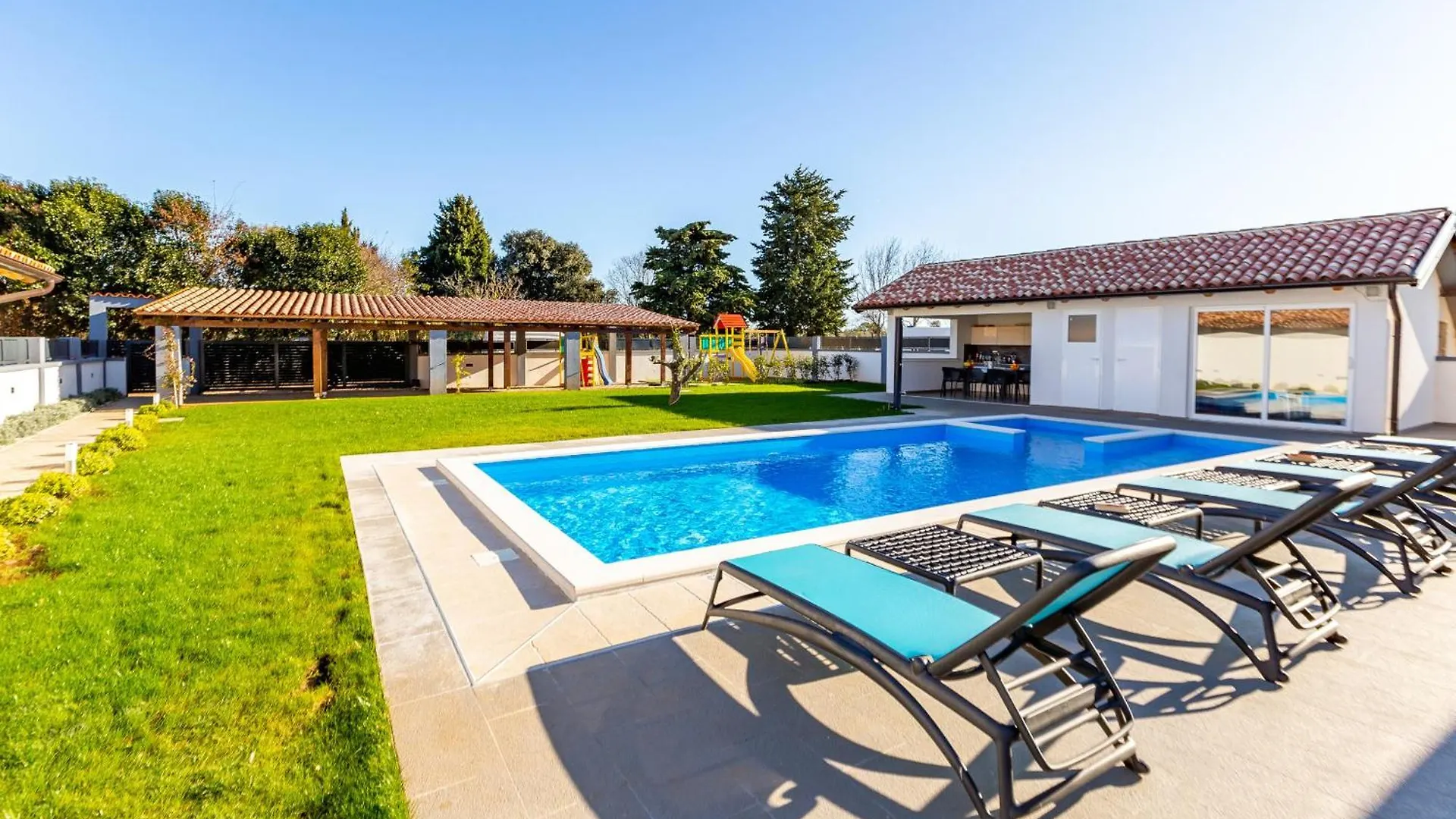 Villa Alba Rossa Near Pula For 6 People With Private 50 M2 Pool Only 1 Km From The Beach Sisan 0*,