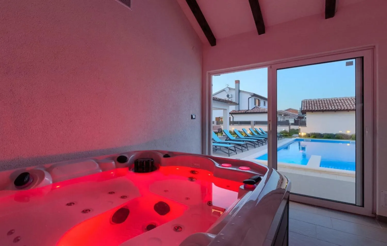 Villa Alba Rossa Near Pula For 6 People With Private 50 M2 Pool Only 1 Km From The Beach Sisan